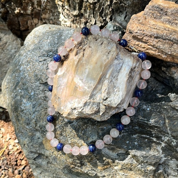 Rose Quartz Necklace - Picture 1 of 1